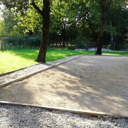 Otel Maison De 3 Avec Piscine Partagee Jardin Amenage Et Wifi A 3*